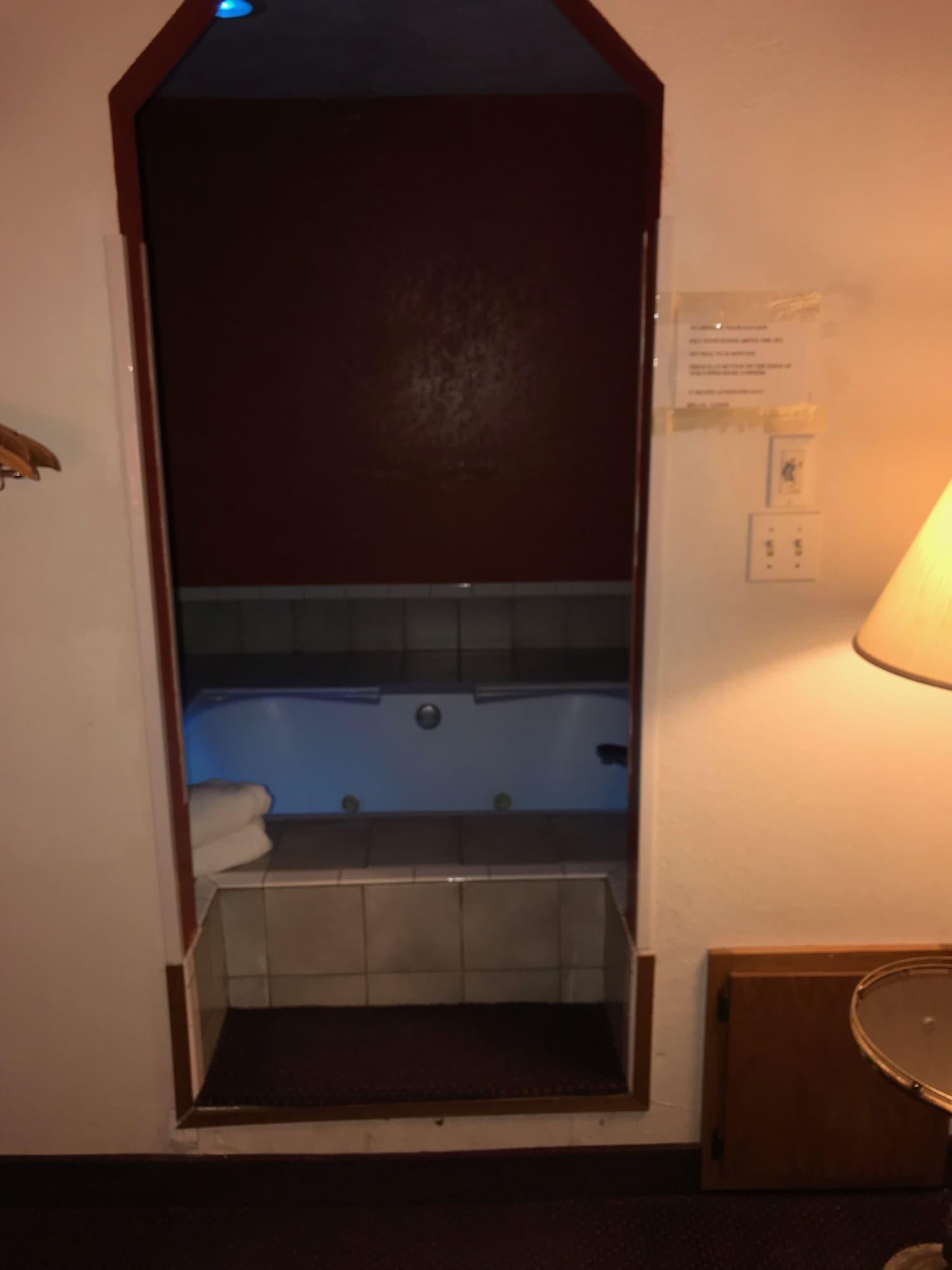 Super 8 By Wyndham Richfield Cleveland Otel Dış mekan fotoğraf